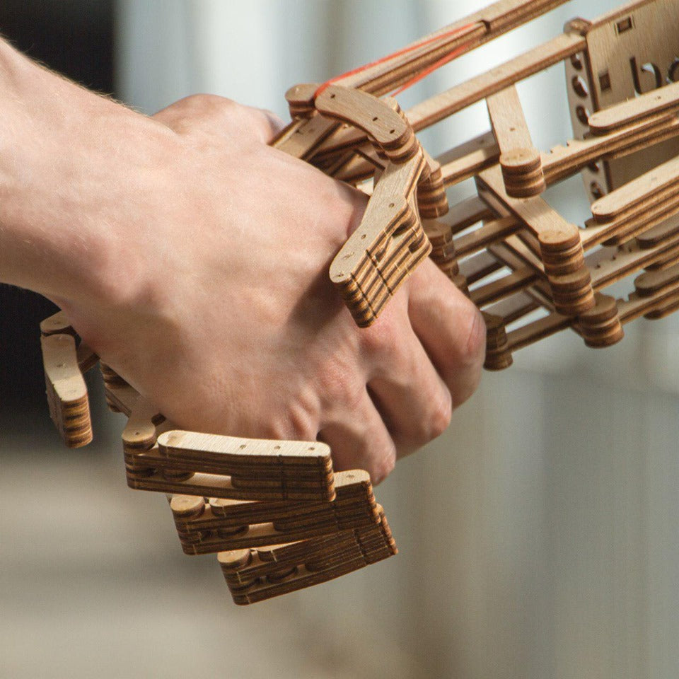 Hand - Wooden 3D mechanical model. No glue or cutting required Construction set
